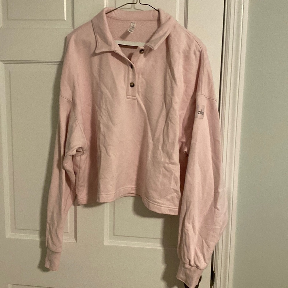 Spring 2022 Alo Yoga Polo Henley Pullover in Pink Sugar
